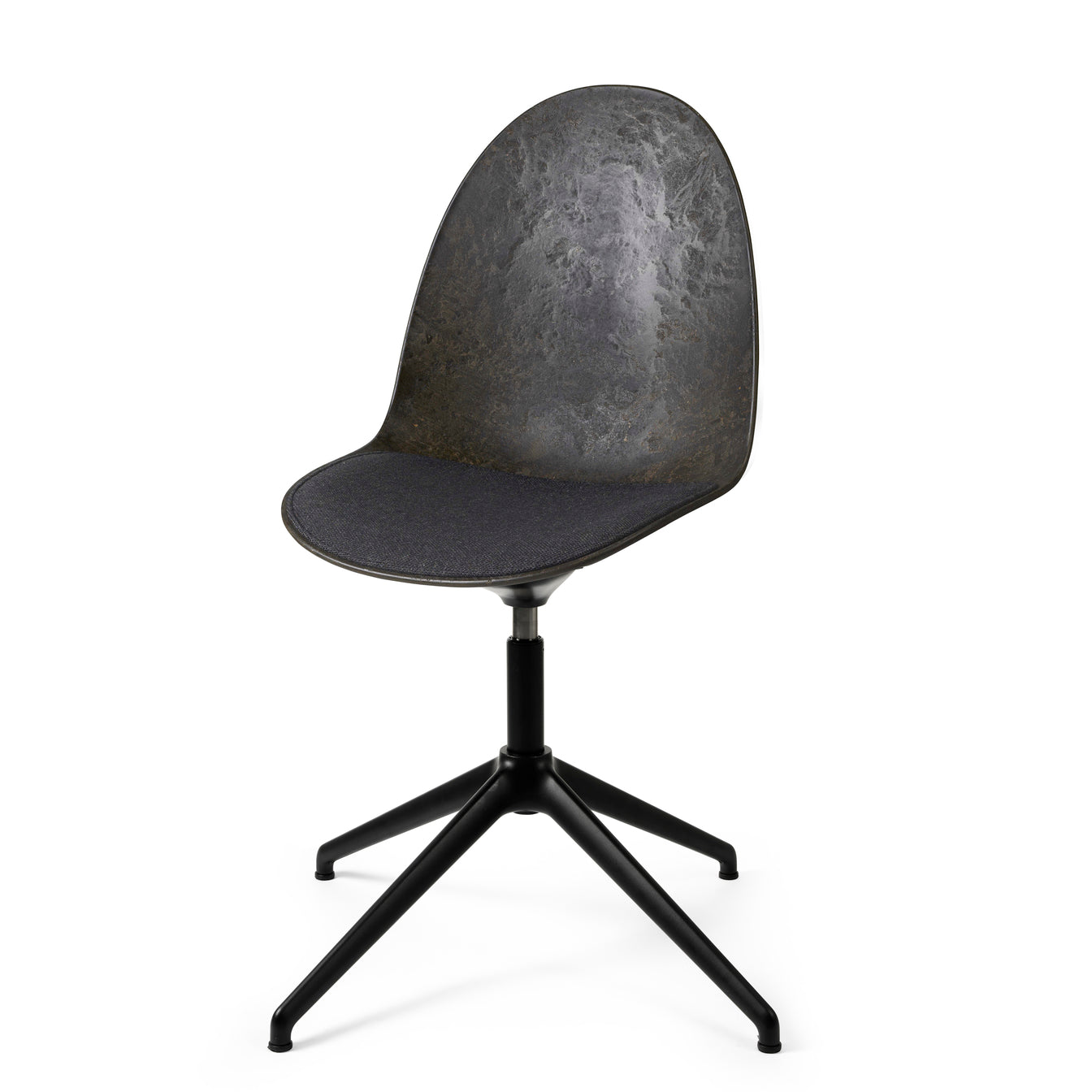 A Matek Eternity Swivel Chair made of recycled materials by Mater, in black.